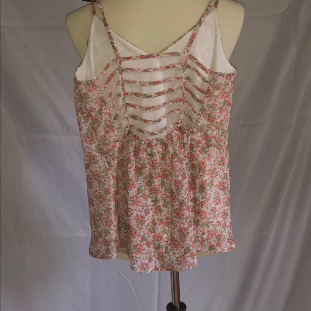 PacSun Top - Picture 2 of 3